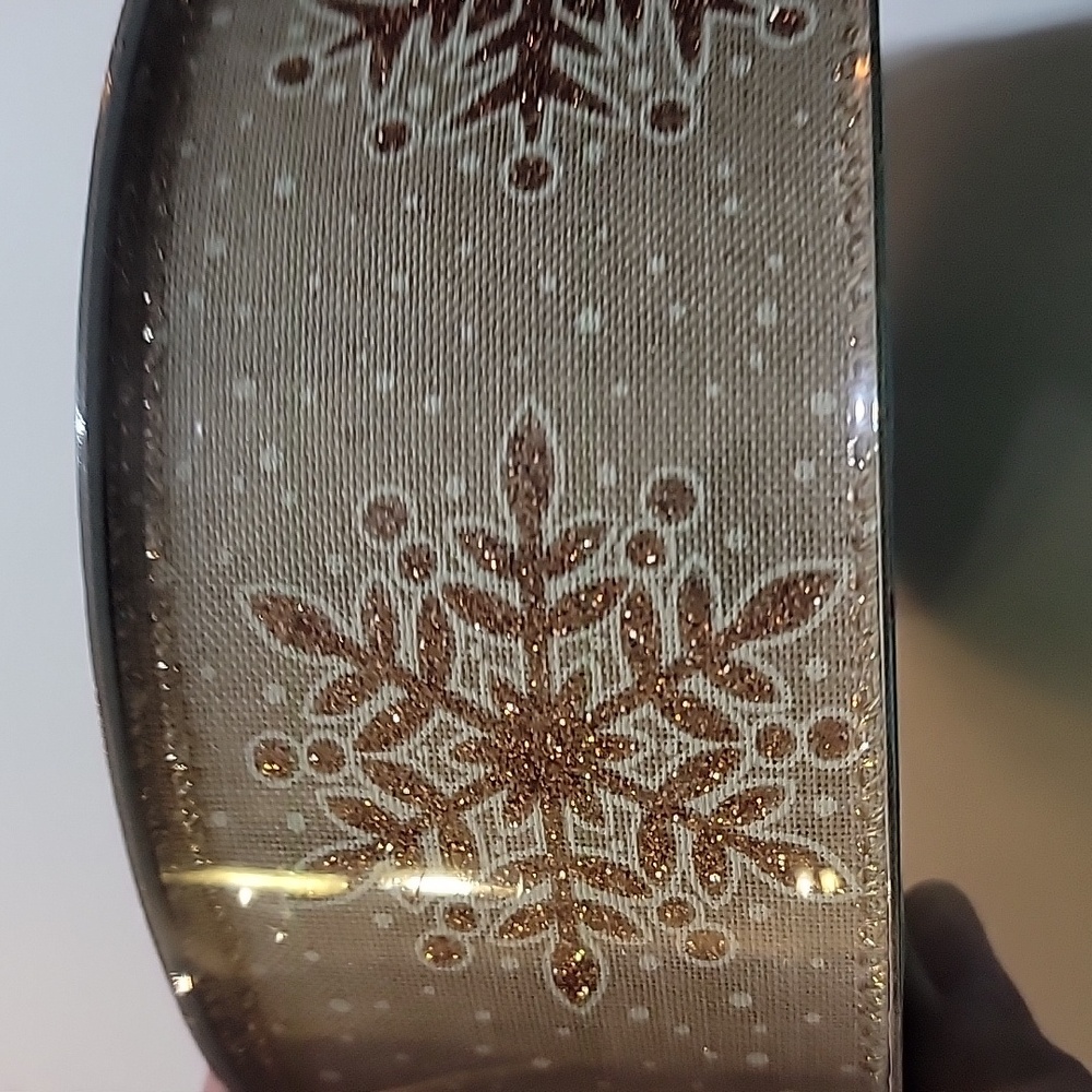 Gold Snowflake Patterned Ribbon - Picture 2 of 2